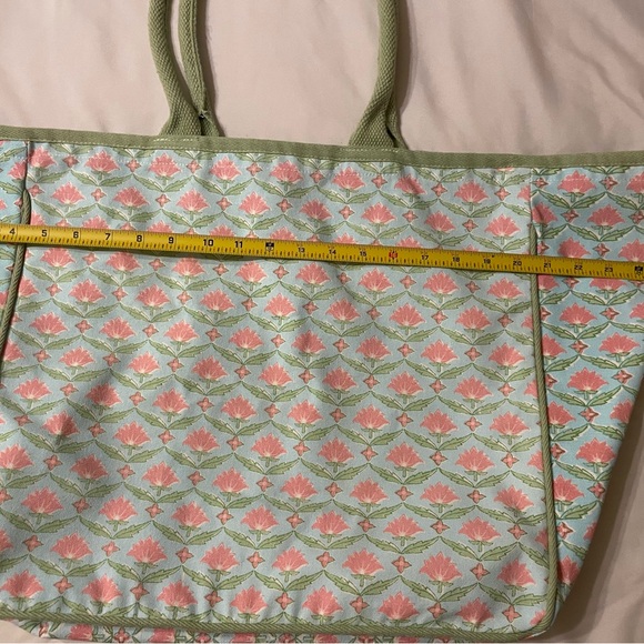 Floral Green and Pink Tote Bag - Picture 3 of 4